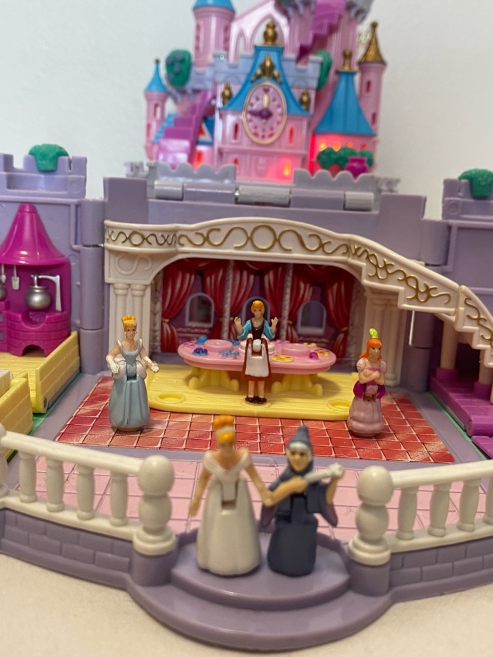 Cinderella castle polly pocket bluebird - Picture 3 of 16